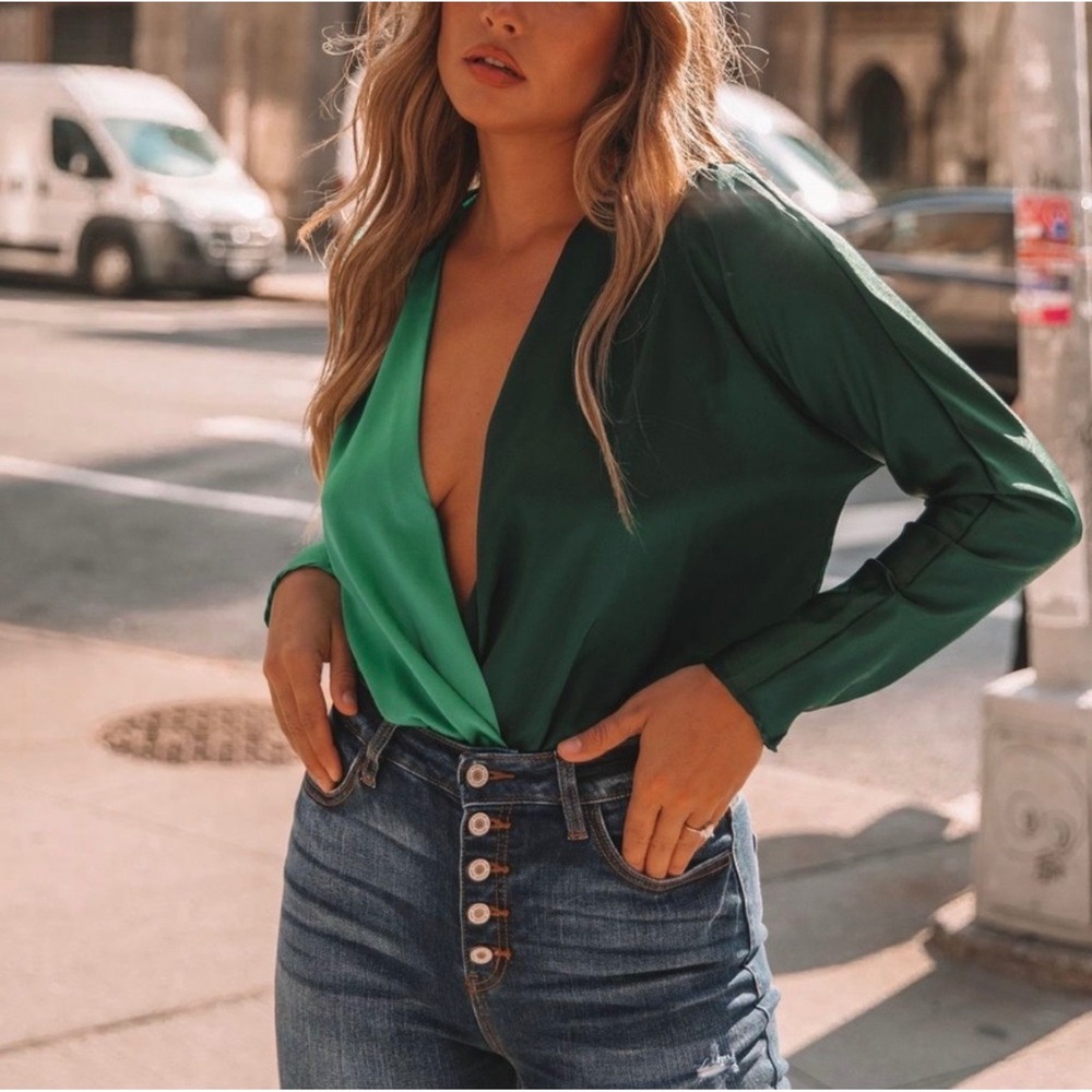 Strut & Bolt two tone silky bodysuit green small‎ NWT